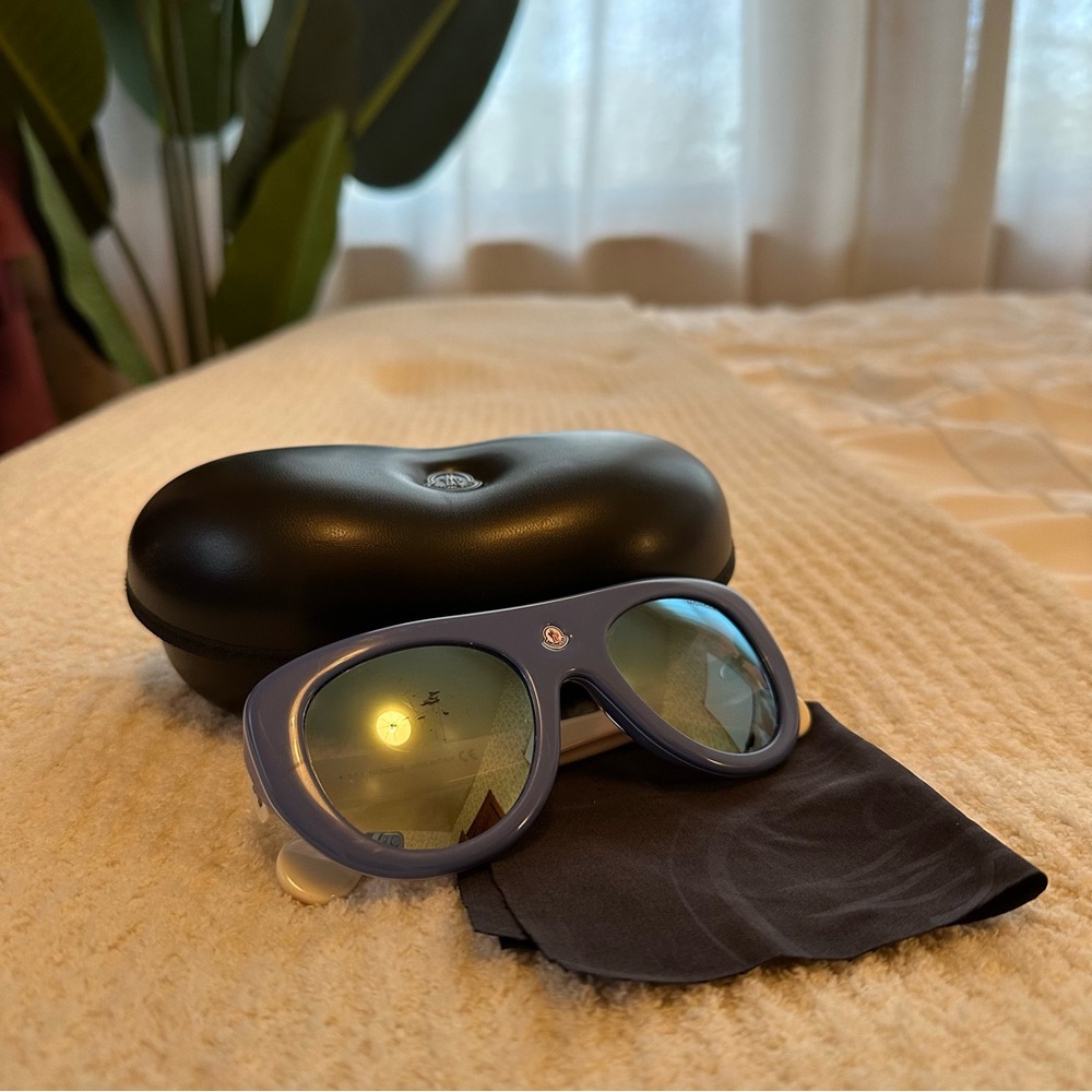 Moncler Snowcat Sunglasses in Blue